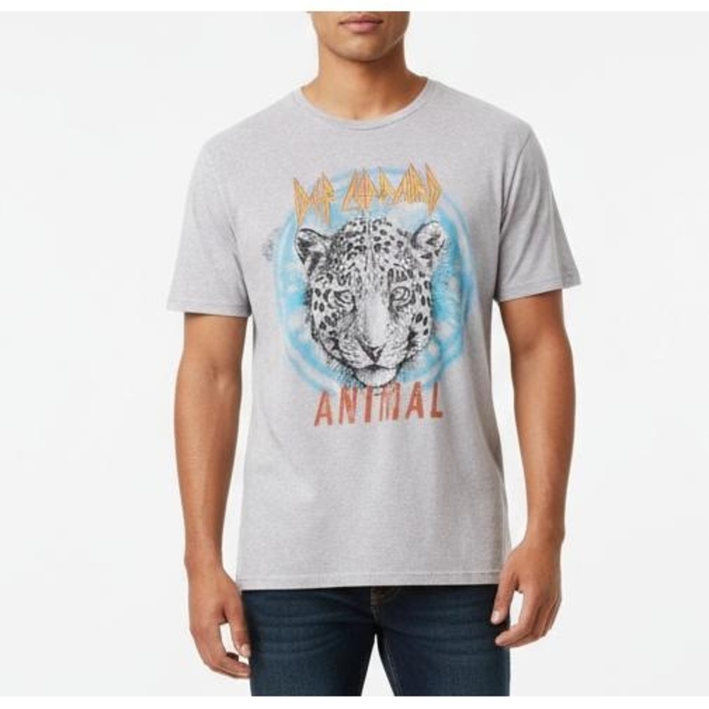 Def Leppard Light Purple Graphic Animal Rock Music Band Tee T-Shirt Size M